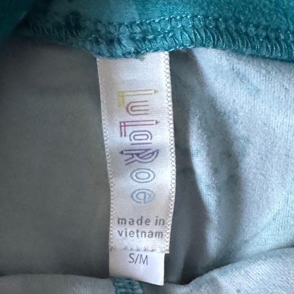 LuLaRoe Kids Leggings in Teal Floral - Picture 2 of 5